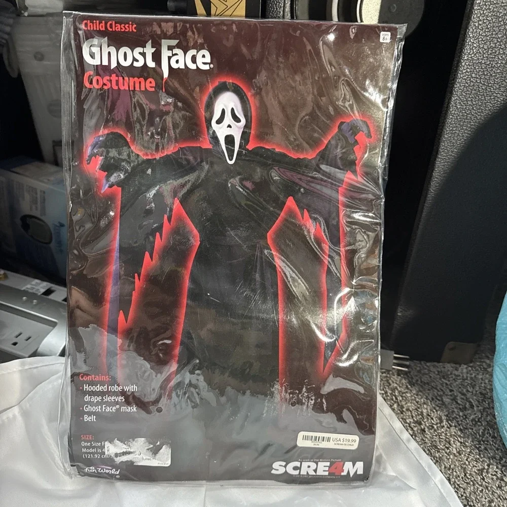 Scary Scream Ghost Face Child Classic 2010 Fun World Costume Mask Robe